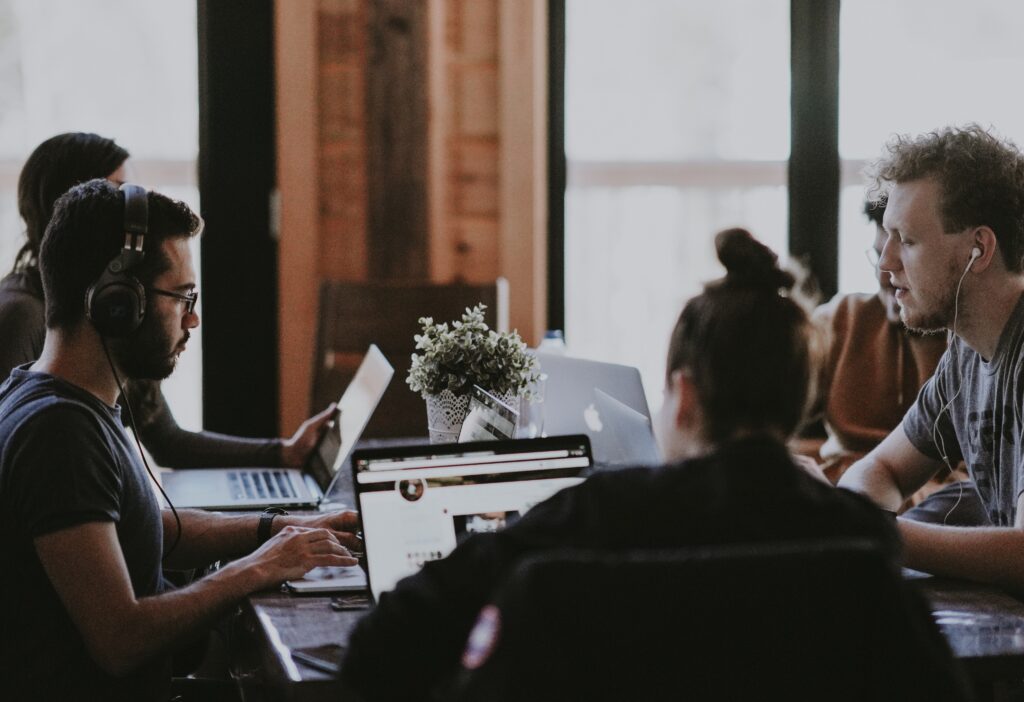 Group of treasury professionals exploring alwaysbefunding.org